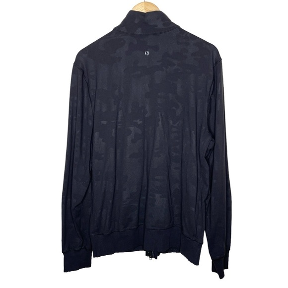 lululemon Men’s Post Gravity Jacket Lay Low Camo Emboss Black - Picture 9 of 16